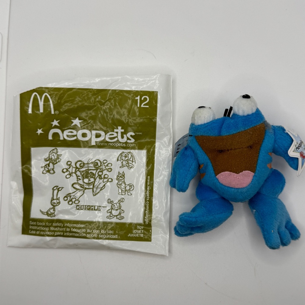 Vintage 2004 McDonalds Happy Meal Toy NeoPets‎ Quiggle Stuffed Animal